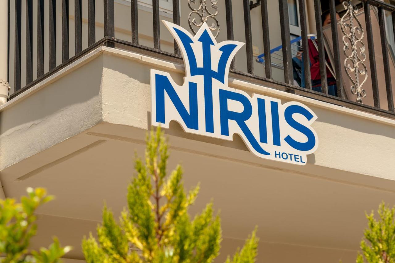 Niriis Hotel Kato Daratso Bagian luar foto